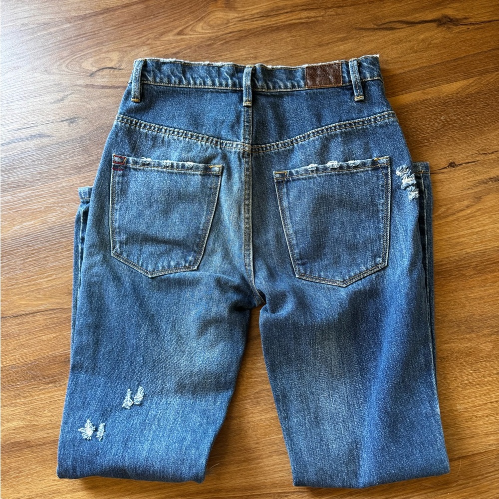 BDG Urban Outfitters High Rise Ankle Kicker Distressed Blue Jeans Size 24 - Picture 8 of 16
